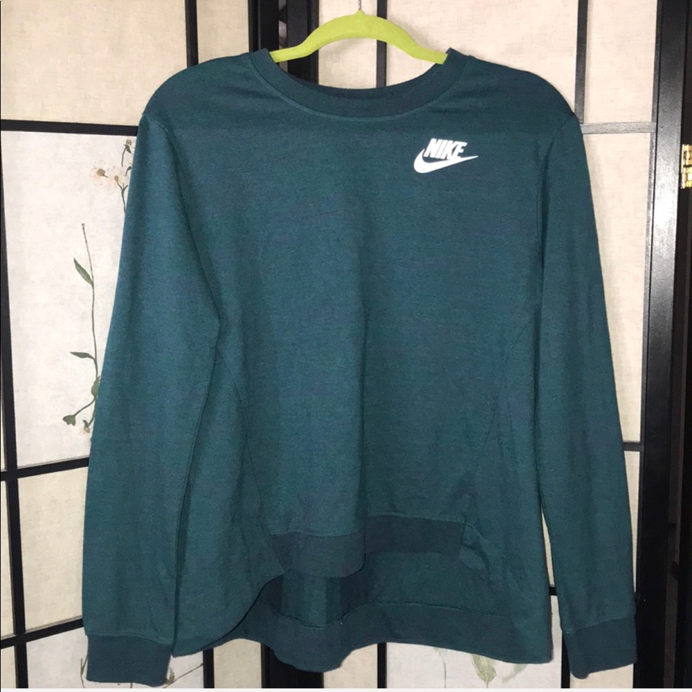 Nike sweatshirt